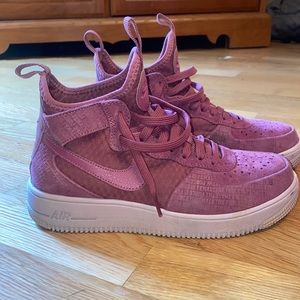 Nike Air Force. Size 8